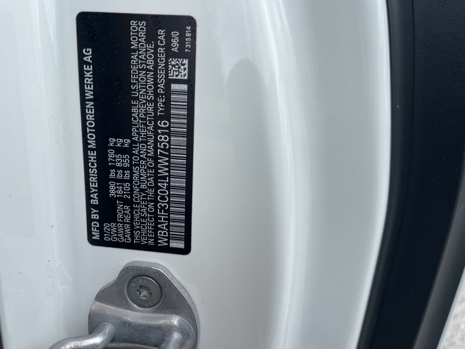 Used 2020 White BMW sDrive30i image 31