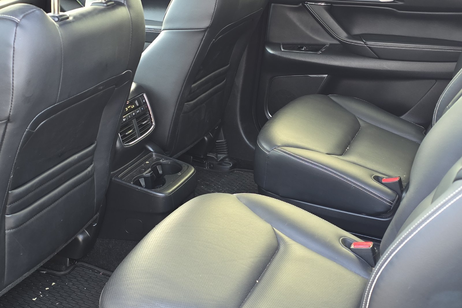 Used 2022 Silver Mazda Grand Touring image 8