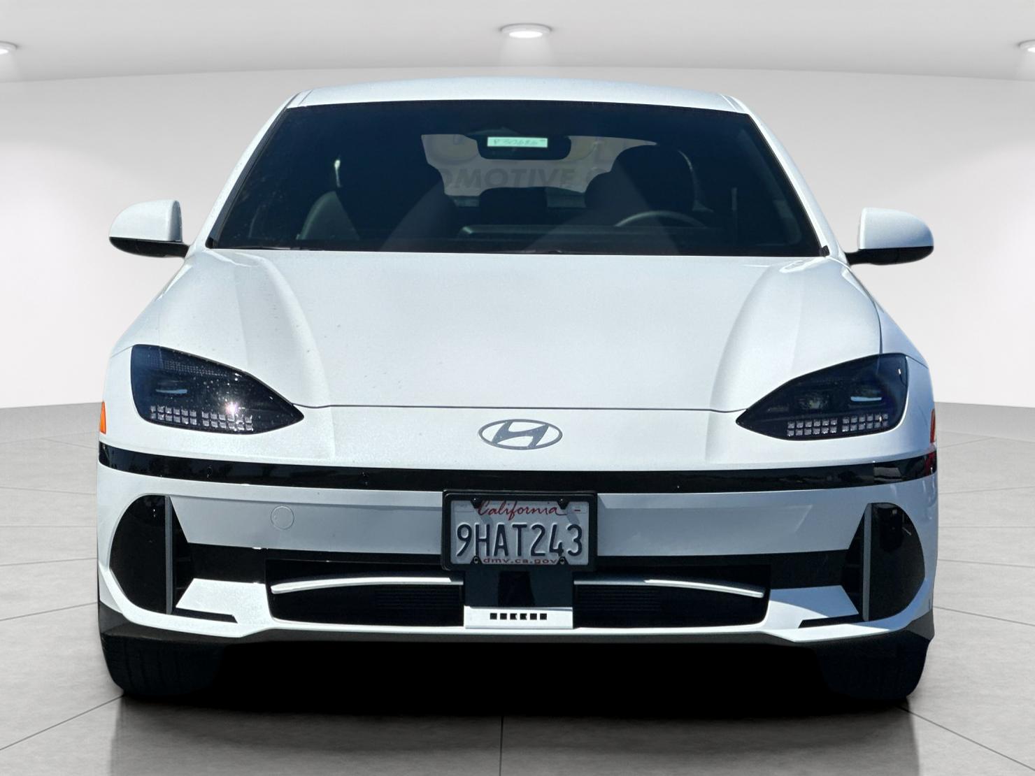 Used 2023 White Hyundai SEL image 8