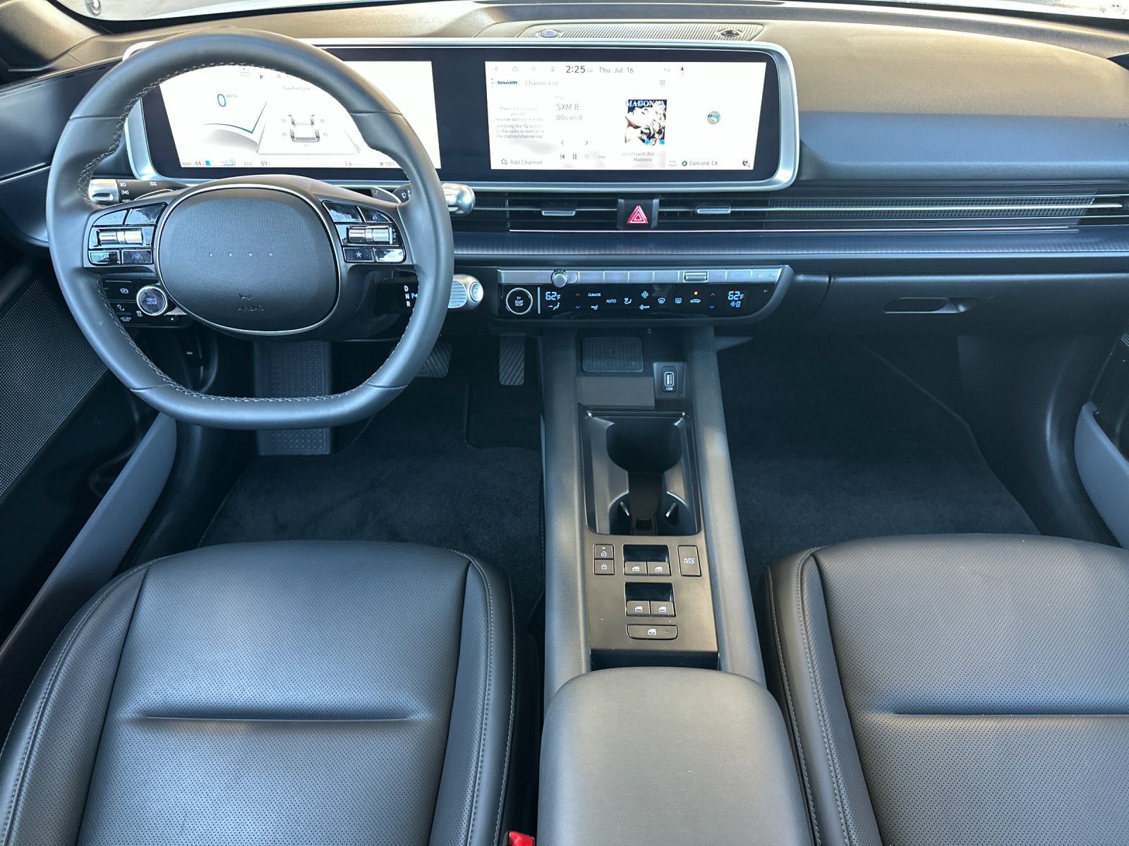 Used 2023 White Hyundai SEL image 12