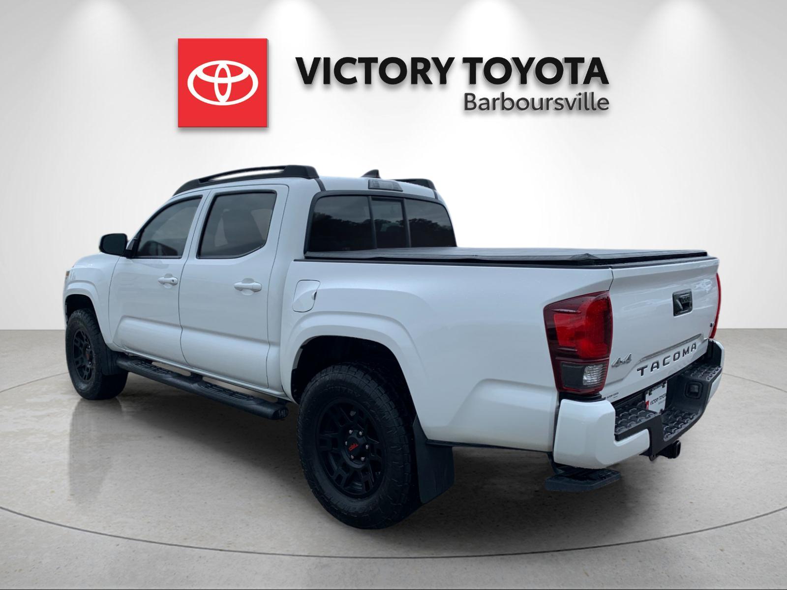 Certified Used 2021 White Toyota SR image 3