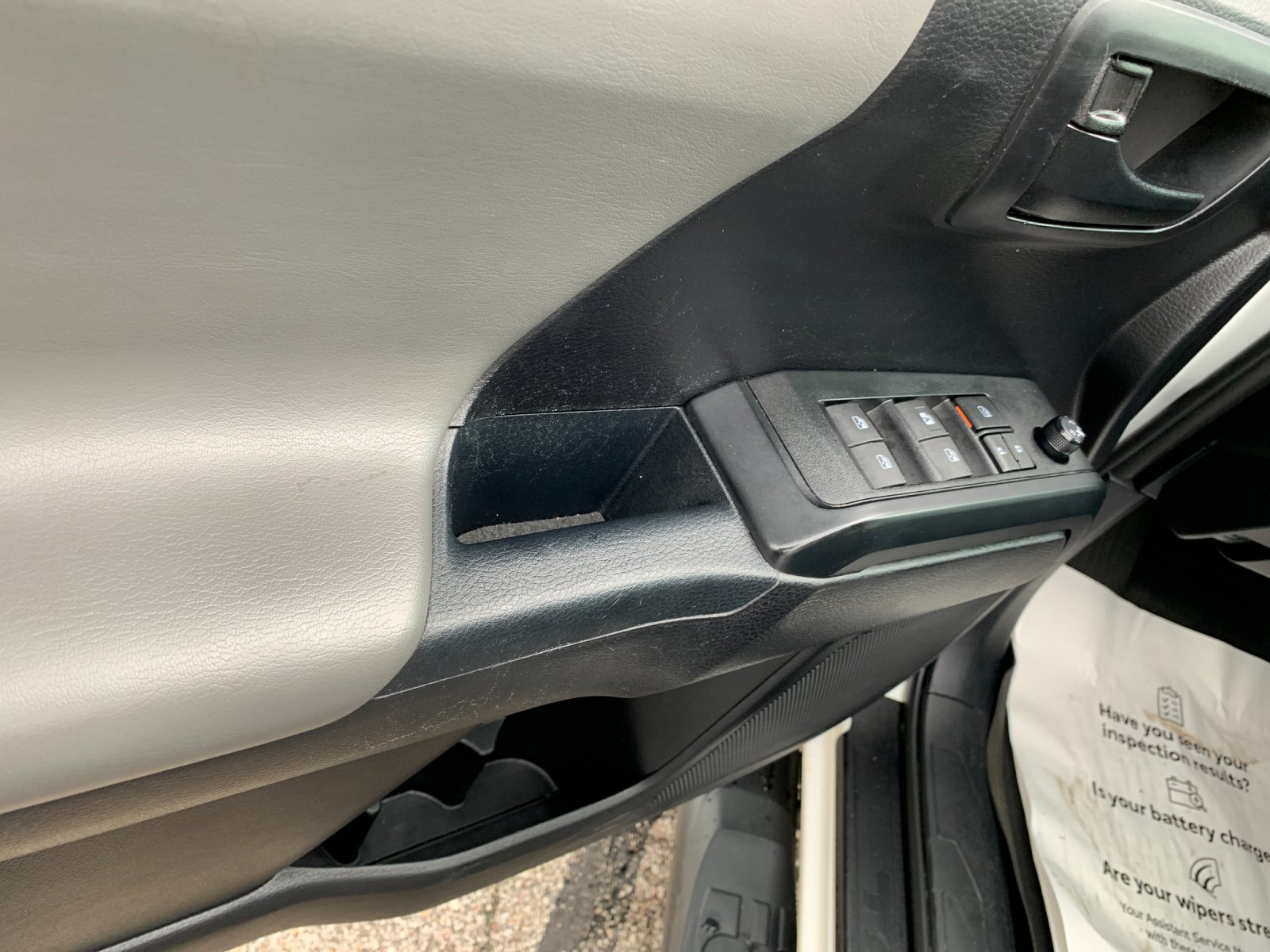 Certified Used 2021 White Toyota SR image 13