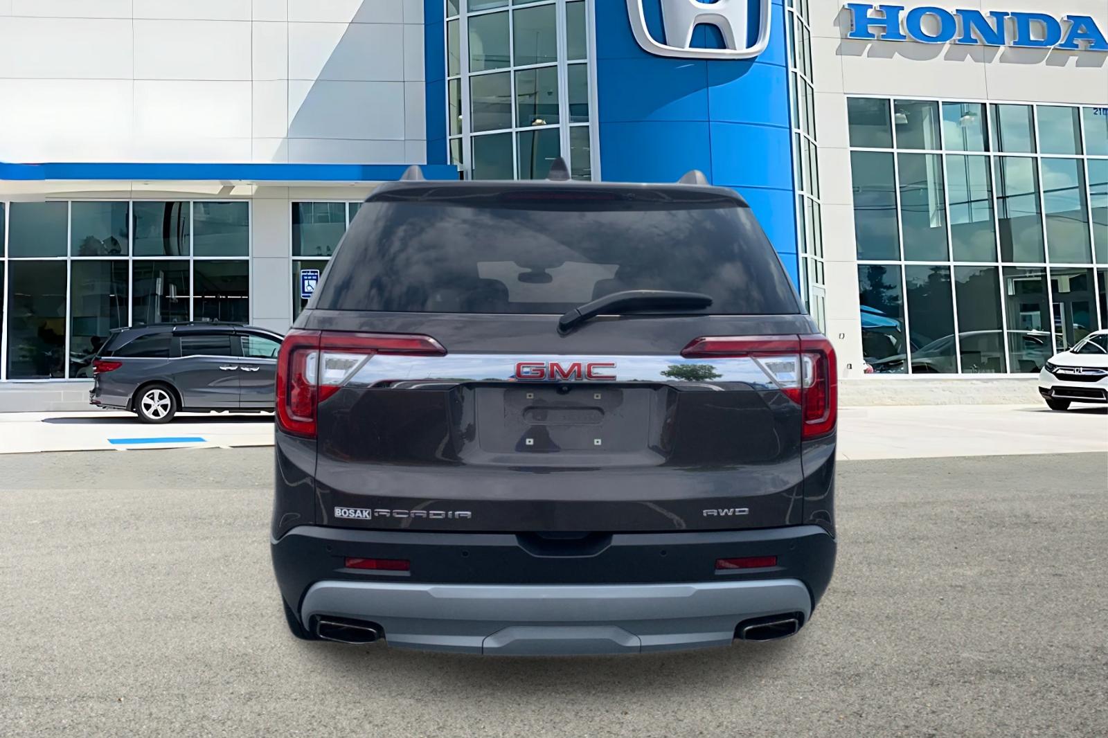 Used 2020  GMC SLT image 4