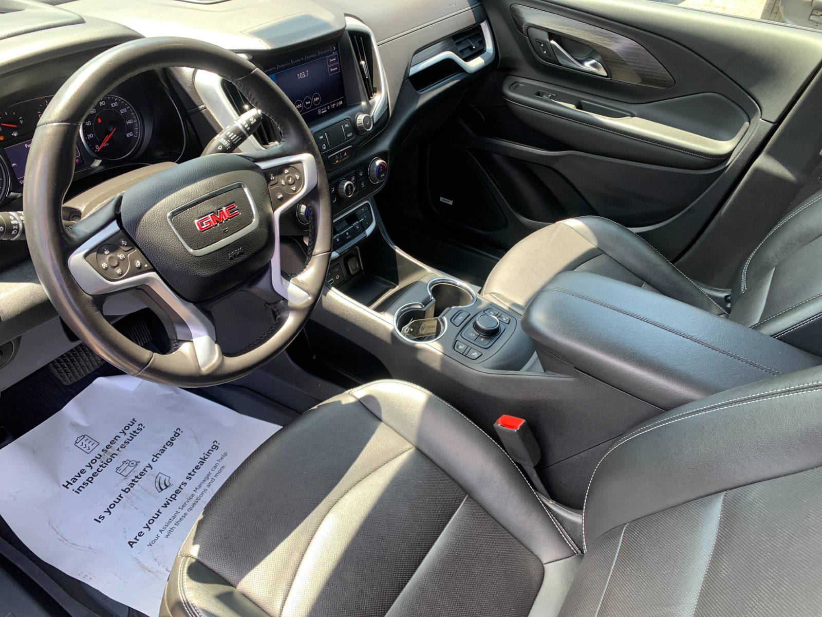 Used 2022  GMC SLT image 11