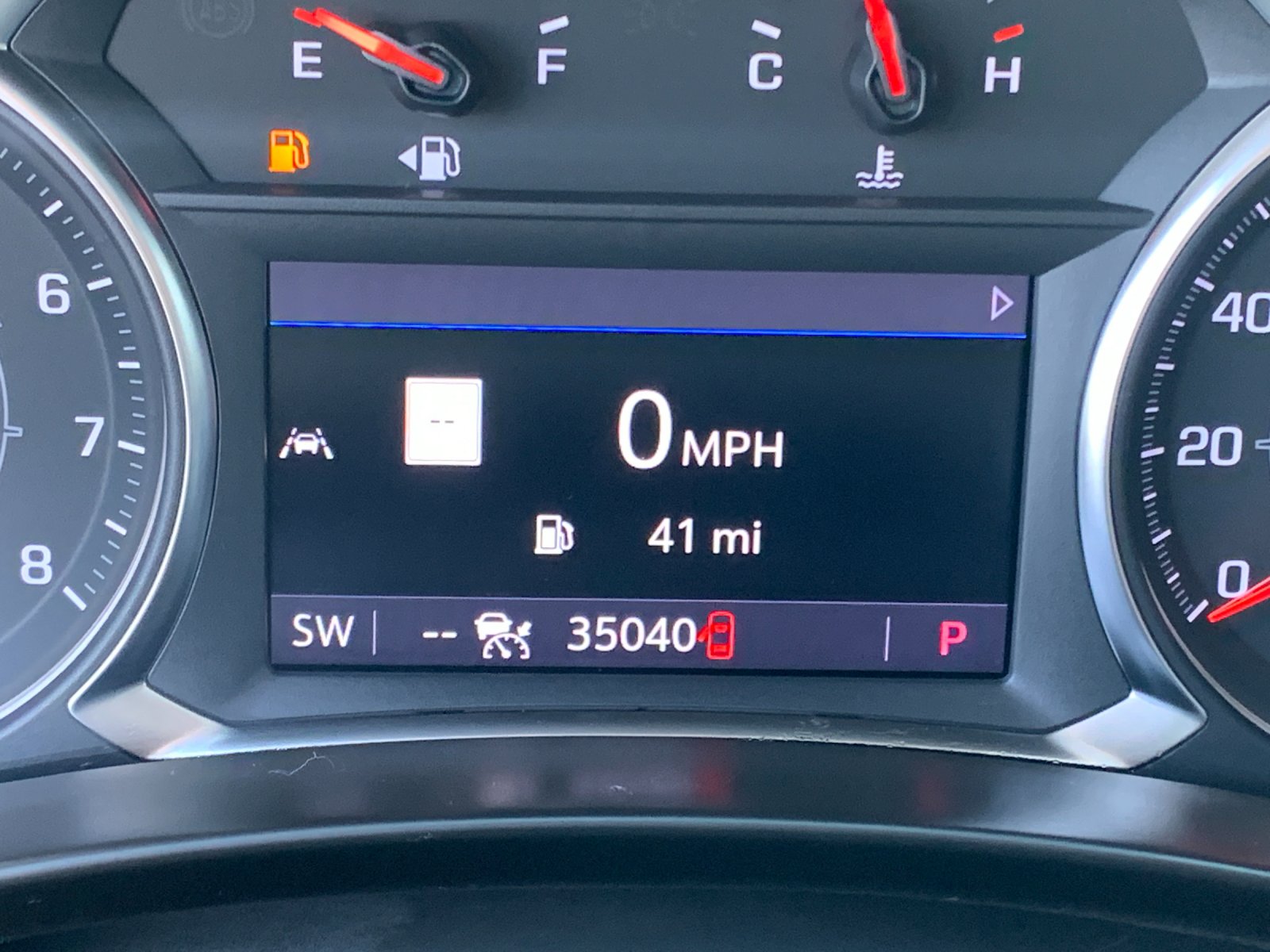 Used 2022  GMC SLT image 32