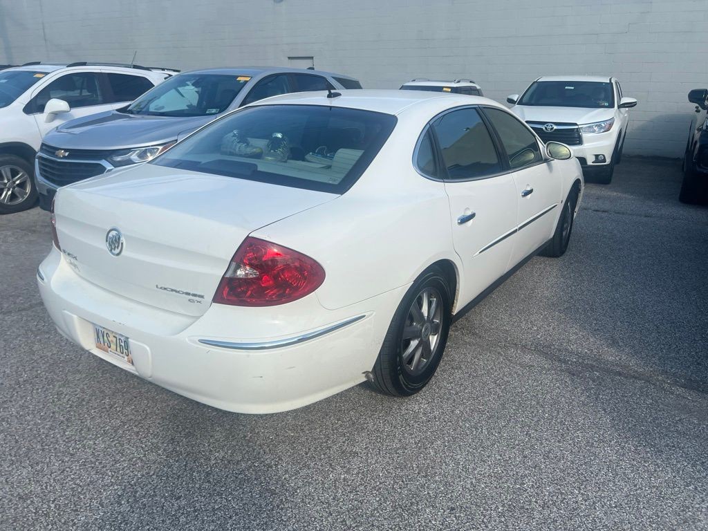 Used 2009 White Buick CX image 3