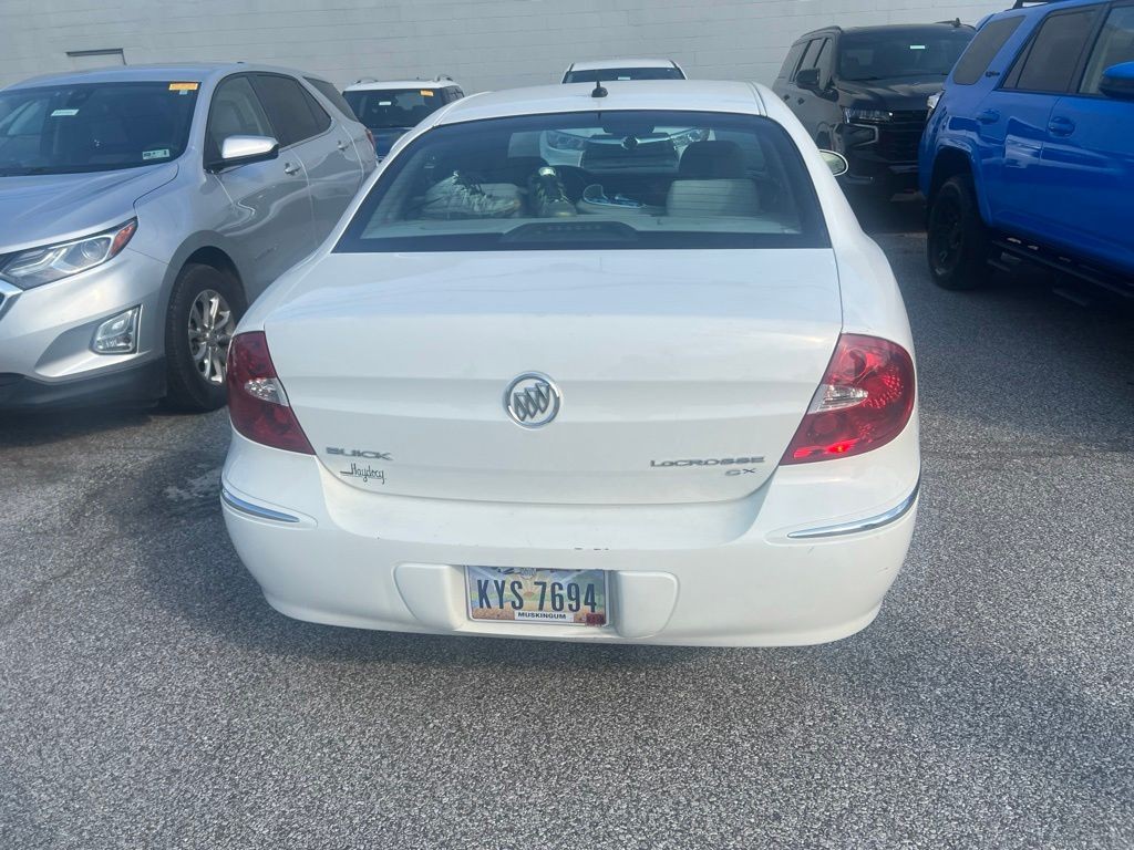 Used 2009 White Buick CX image 4