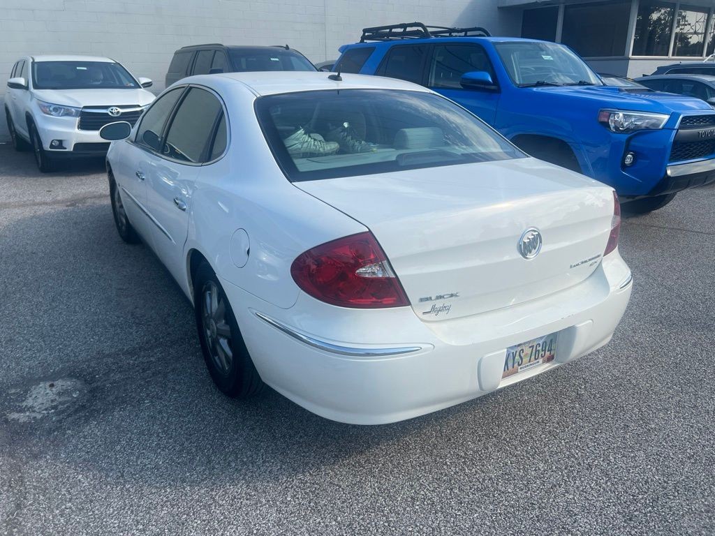 Used 2009 White Buick CX image 5