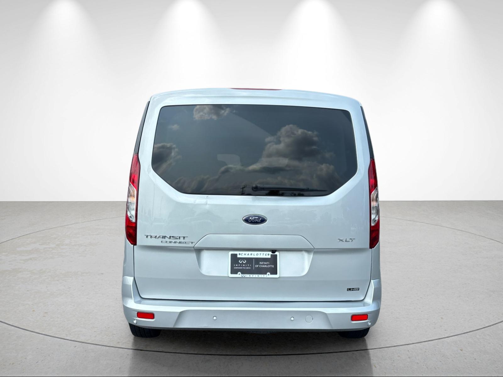 Used 2022  Ford XLT image 4