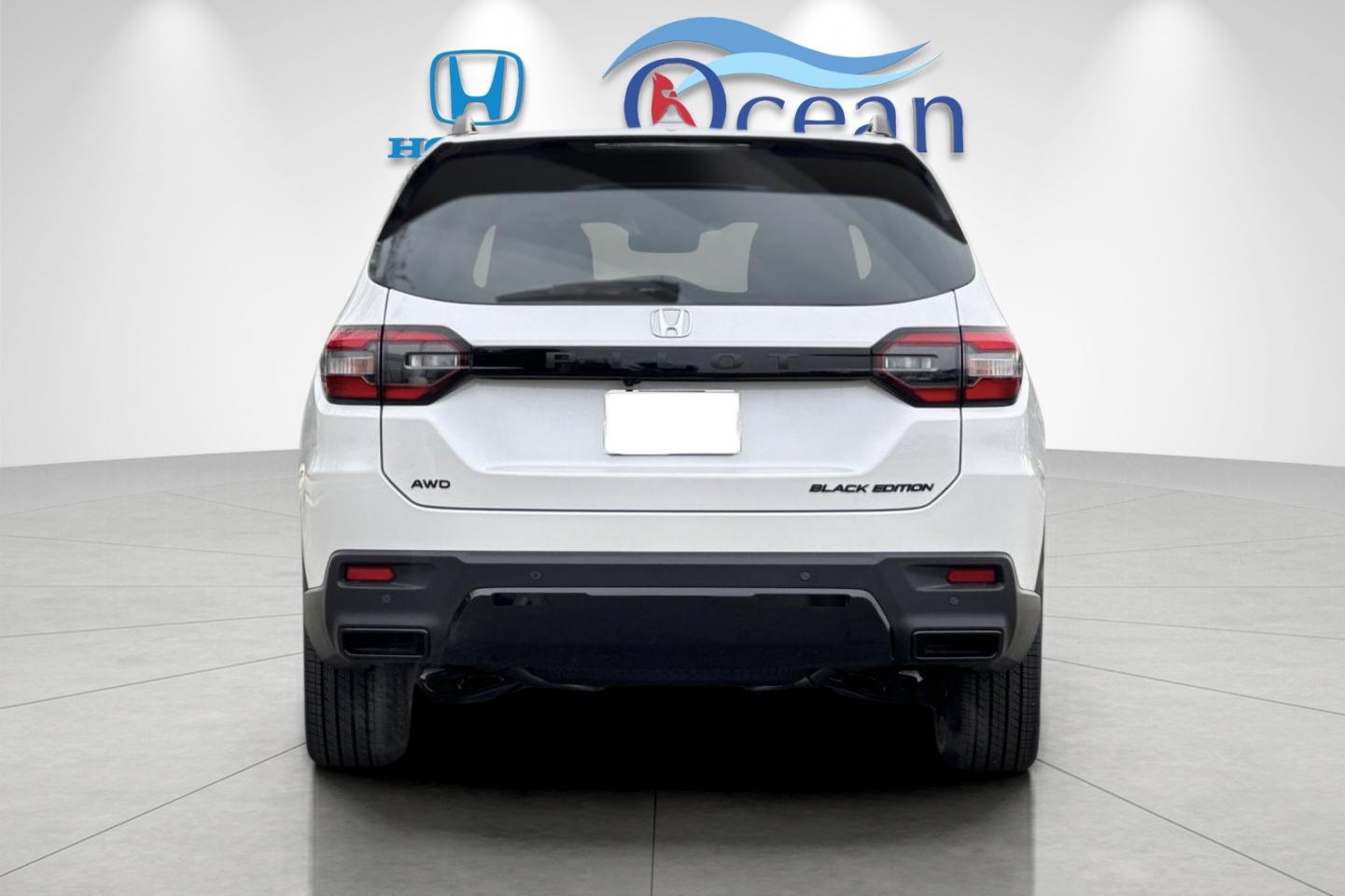 New 2026 Platinum White Pearl Honda Black Edition image 4