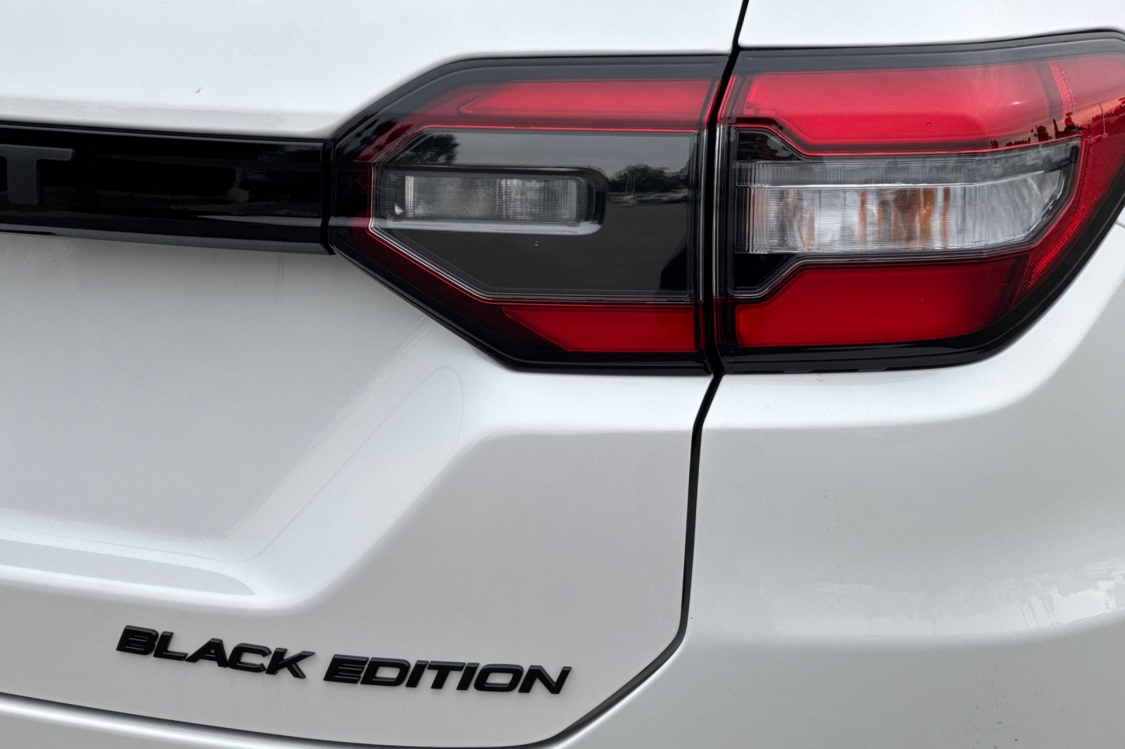 New 2026 Platinum White Pearl Honda Black Edition image 34