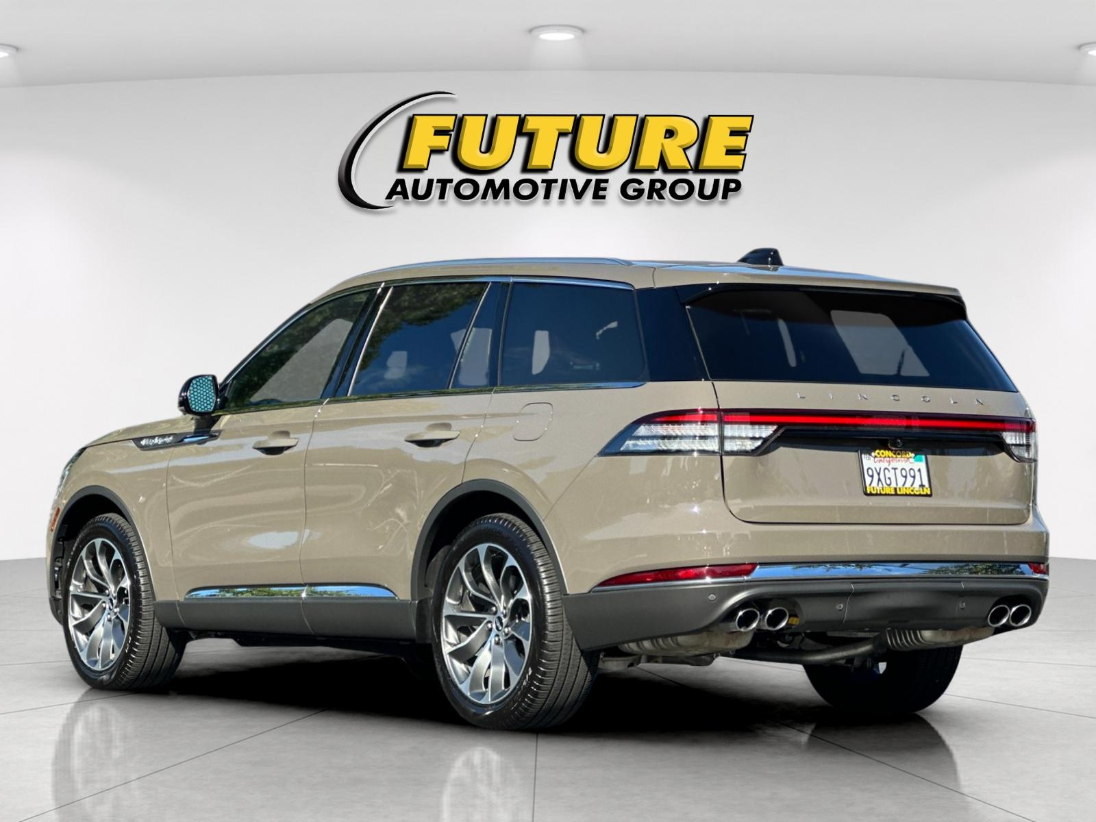 New 2026 Harbor Gray Clearcoat Lincoln Reserve® image 5