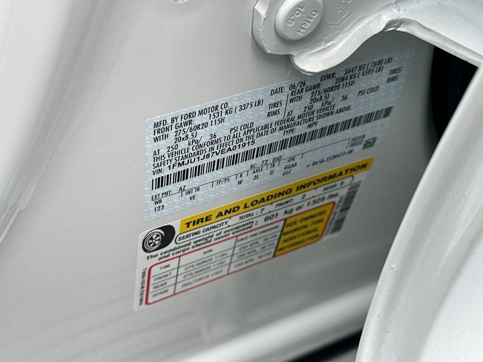 New 2027 Star White Metallic Tri-Coat Ford Active image 28