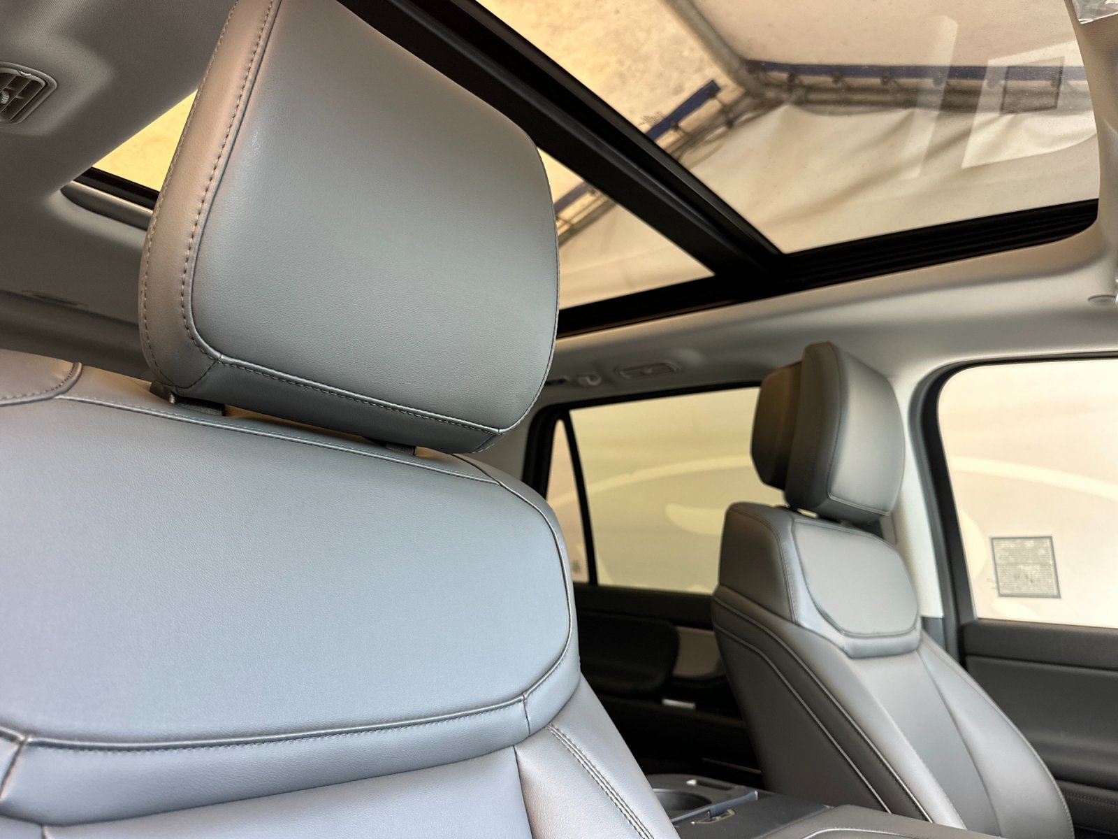New 2027 Star White Metallic Tri-Coat Ford Active image 17