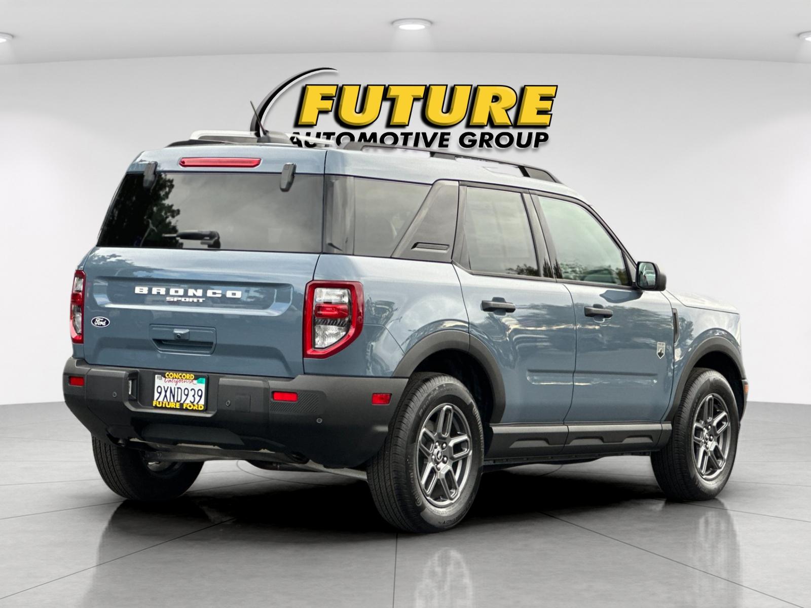 New 2026 Azure Gray Metallic Tri-Coat Ford Big Bend® image 3