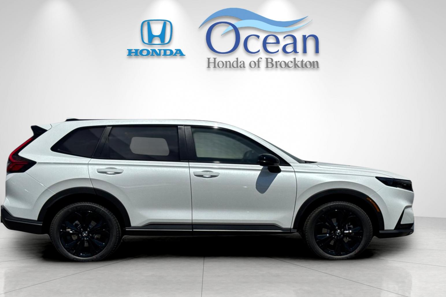 New 2026 Platinum White Pearl Honda Sport Touring image 6
