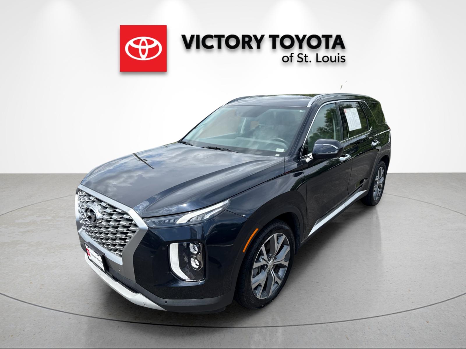 Used 2021 White Hyundai SEL image 7