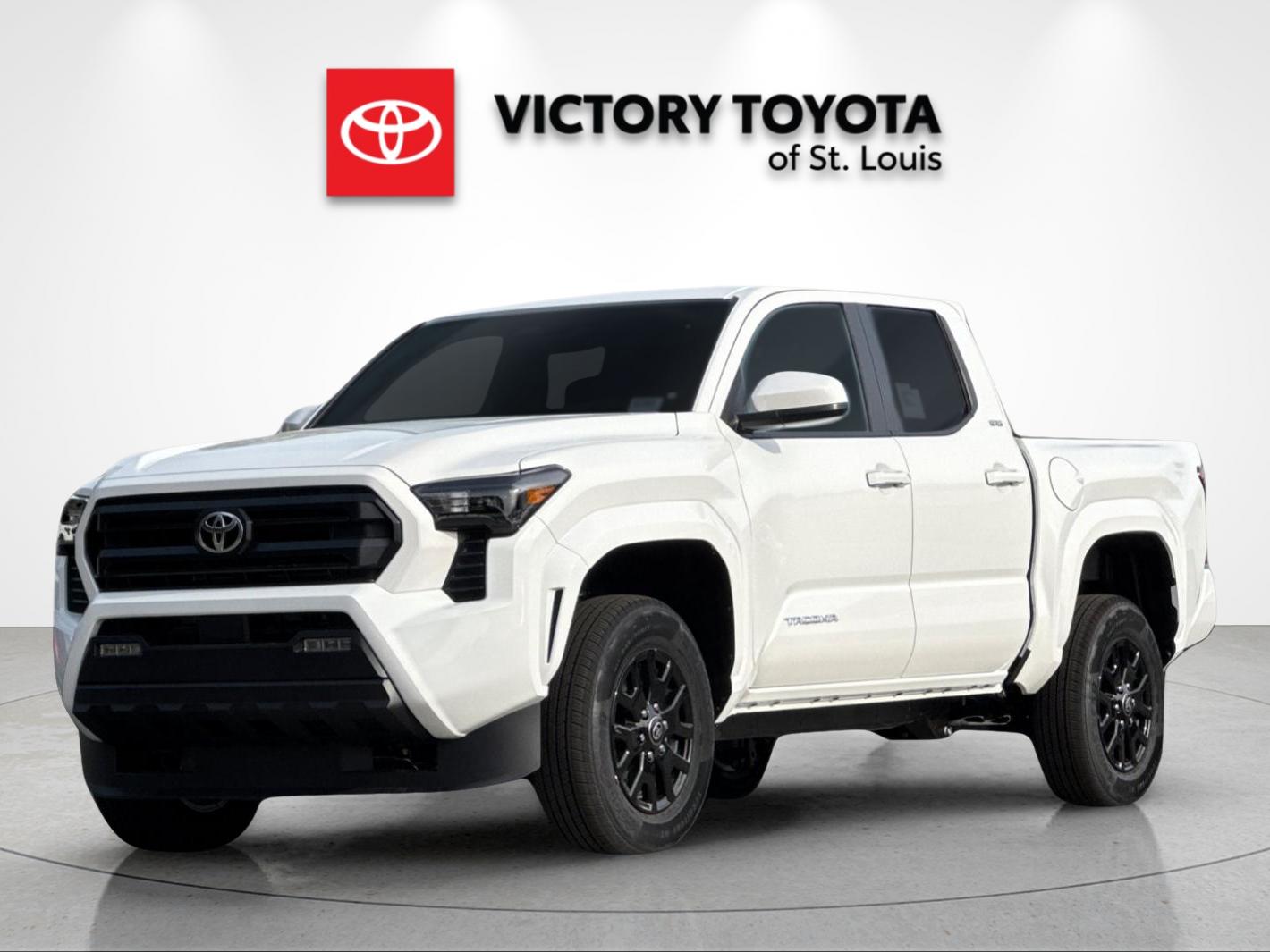New 2026 White Toyota SR5 image 7