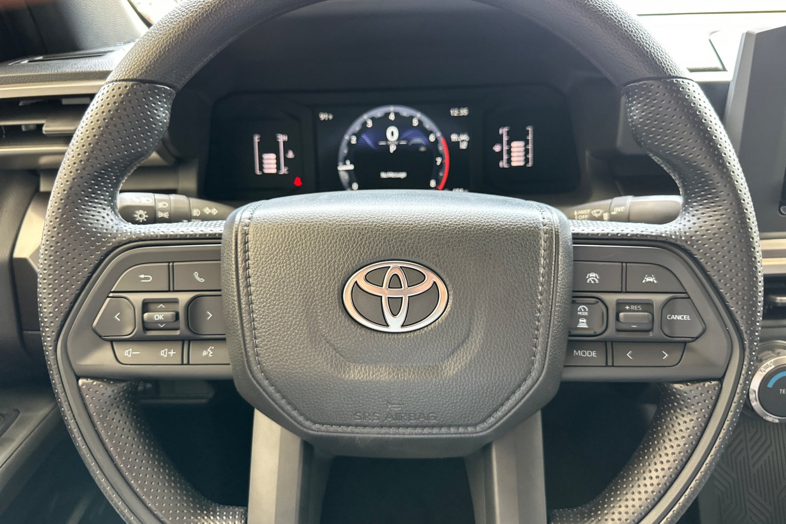New 2026 White Toyota SR5 image 21