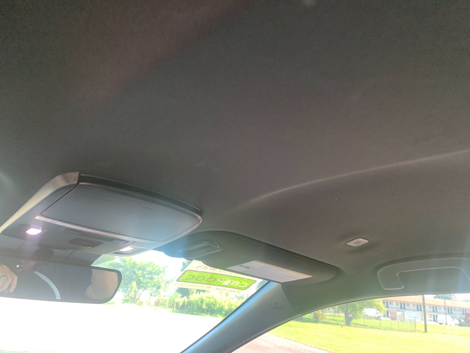 Used 2025  Toyota SE image 19