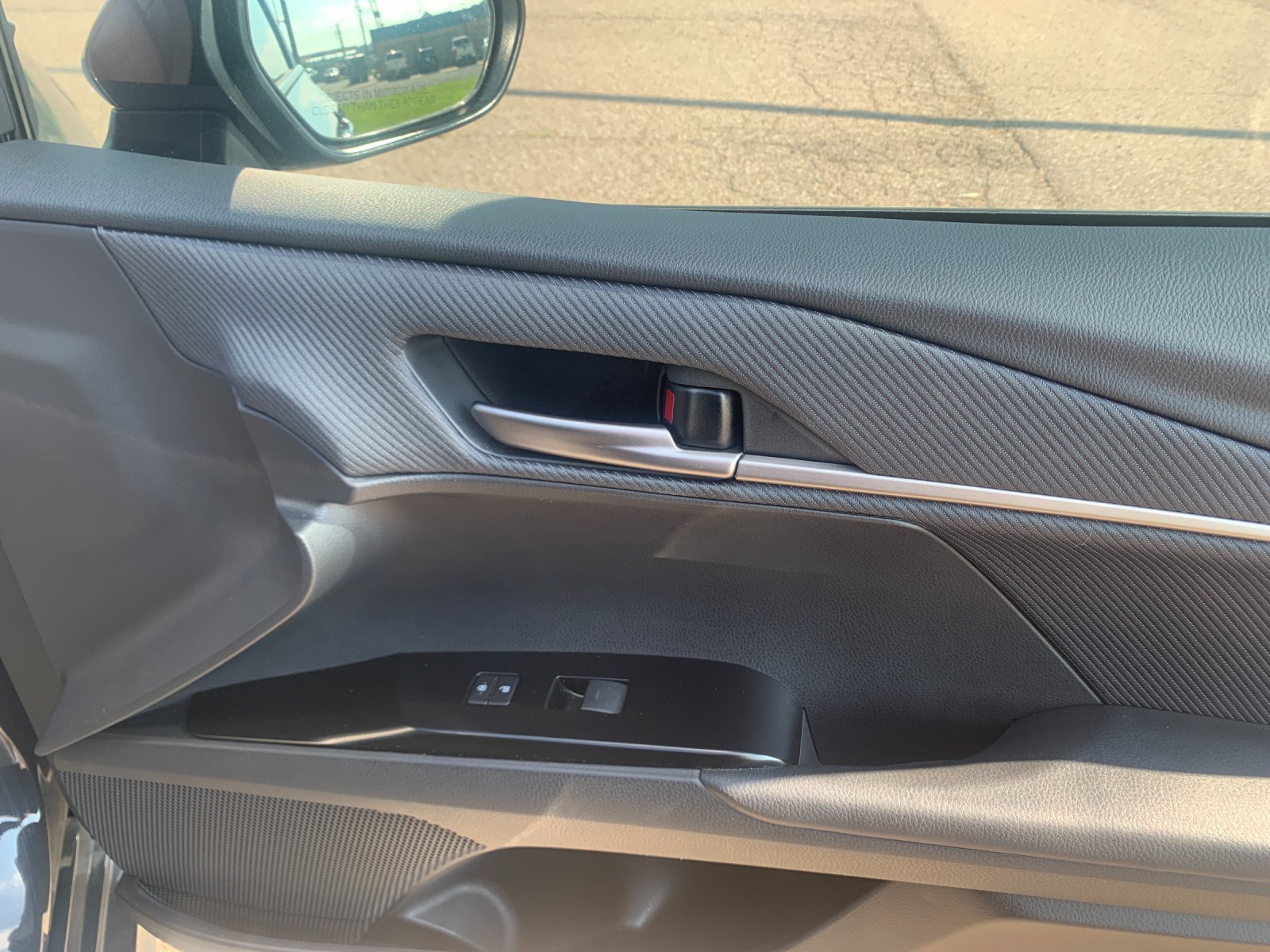 Used 2025  Toyota SE image 20