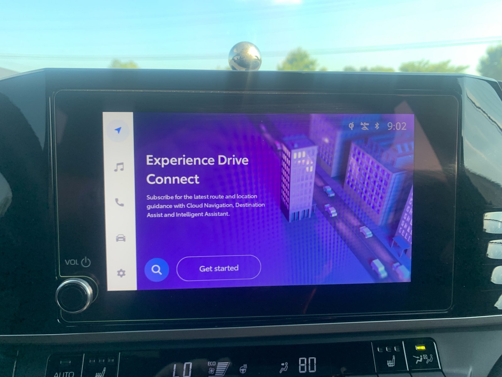 Used 2025  Toyota SE image 22