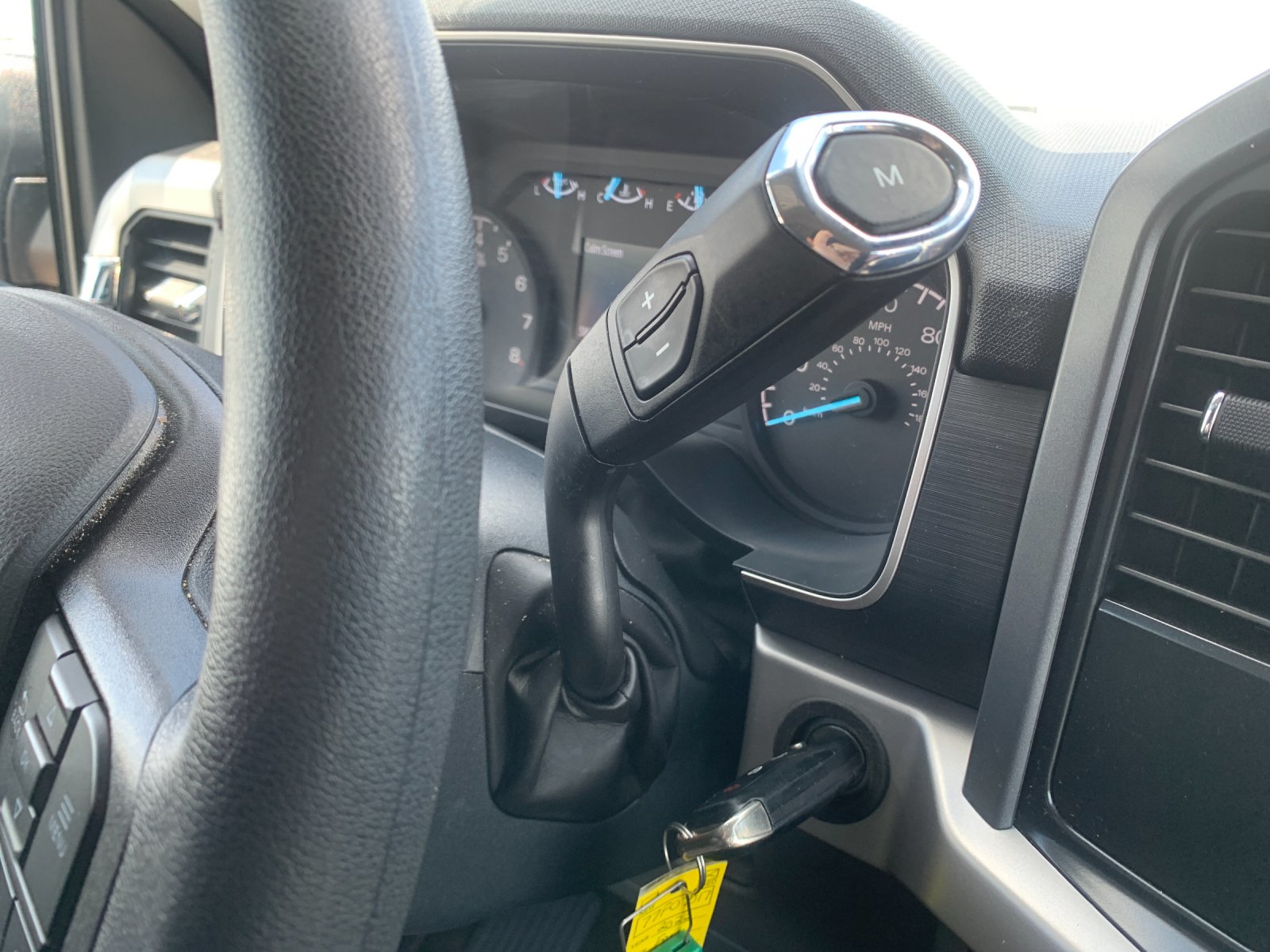 Used 2022 Gray Ford XLT image 25