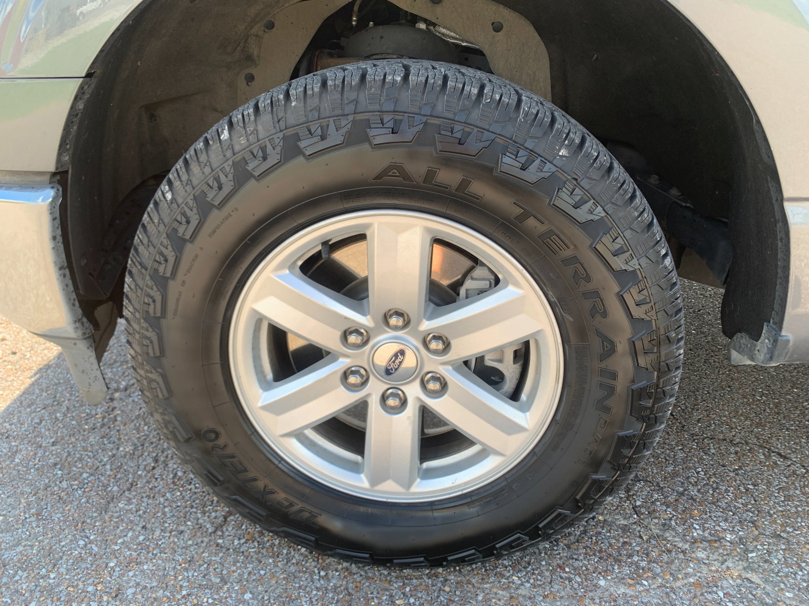 Used 2022 Gray Ford XLT image 33
