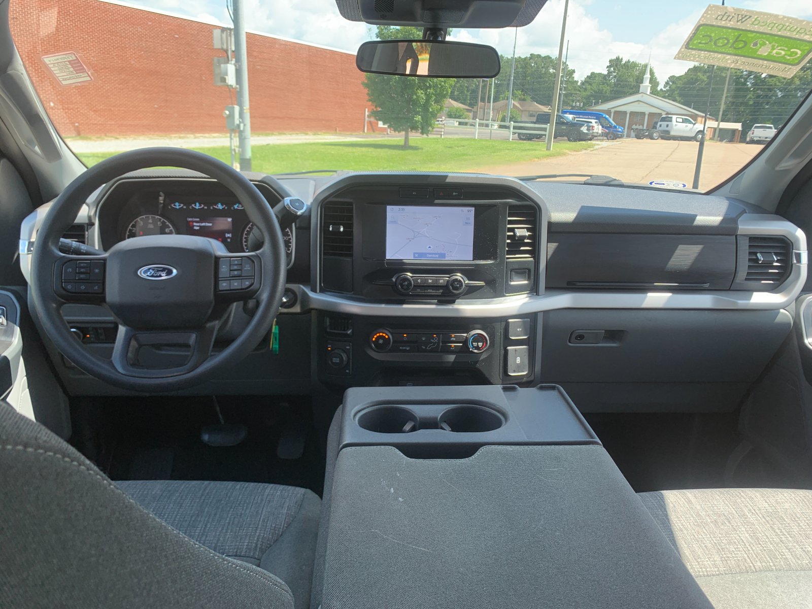 Used 2022 Gray Ford XLT image 17