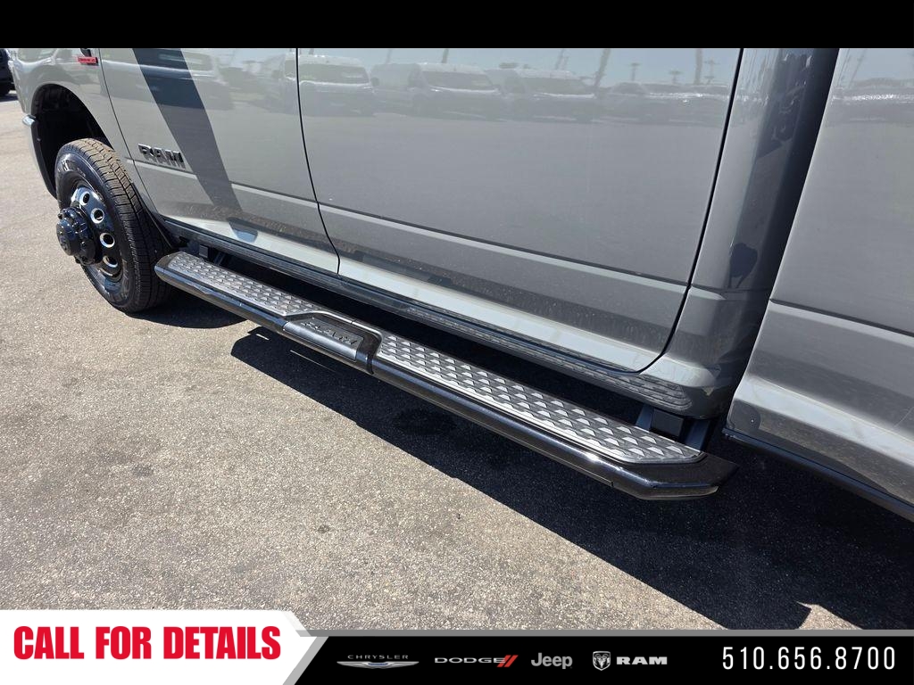 New 2026 Ceramic Gray Clearcoat RAM Big Horn image 10