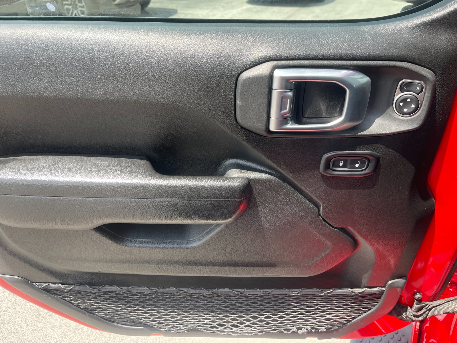 Used 2022 Red Jeep Unlimited Sport S image 12
