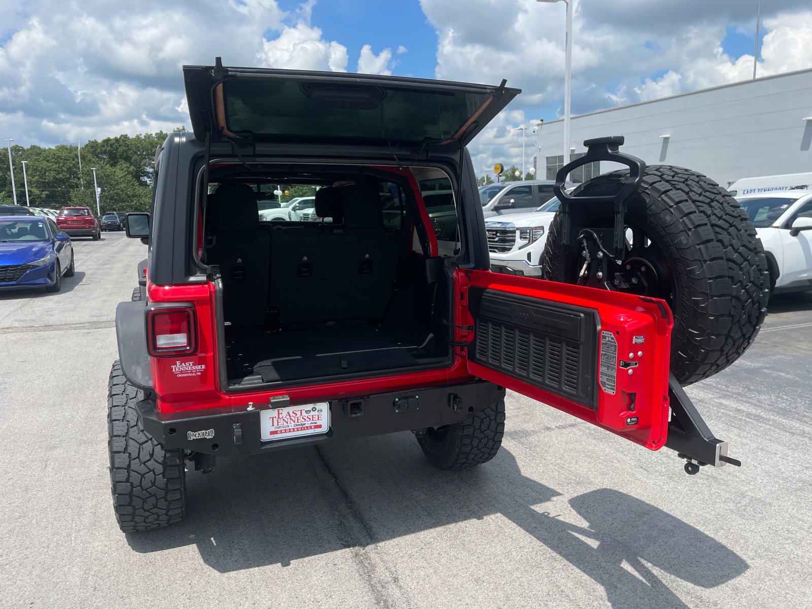 Used 2022 Red Jeep Unlimited Sport S image 17