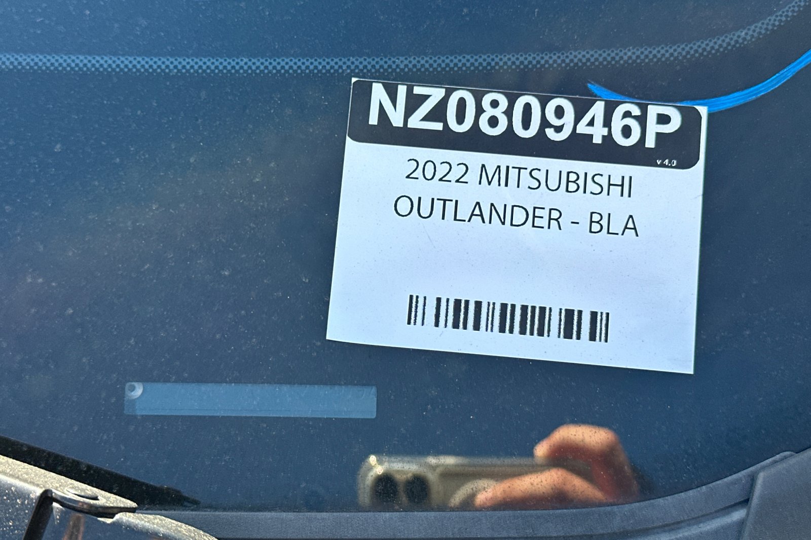 Used 2022  Mitsubishi SE image 2