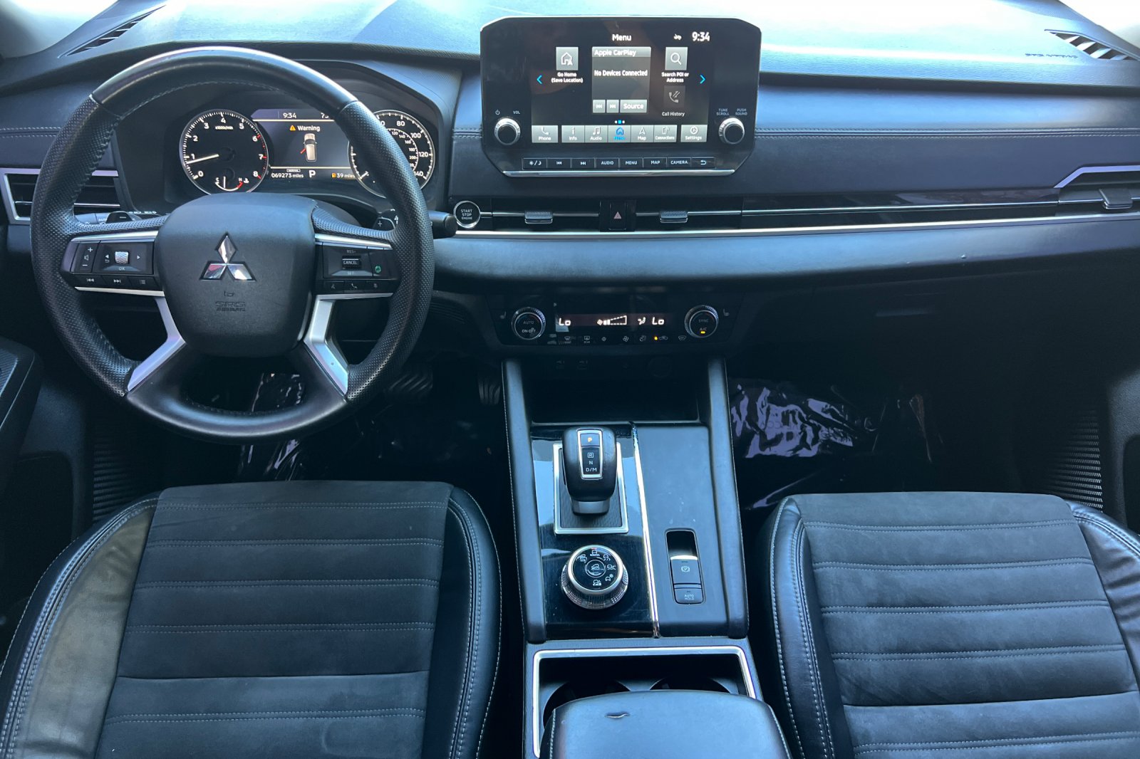 Used 2022  Mitsubishi SE image 12