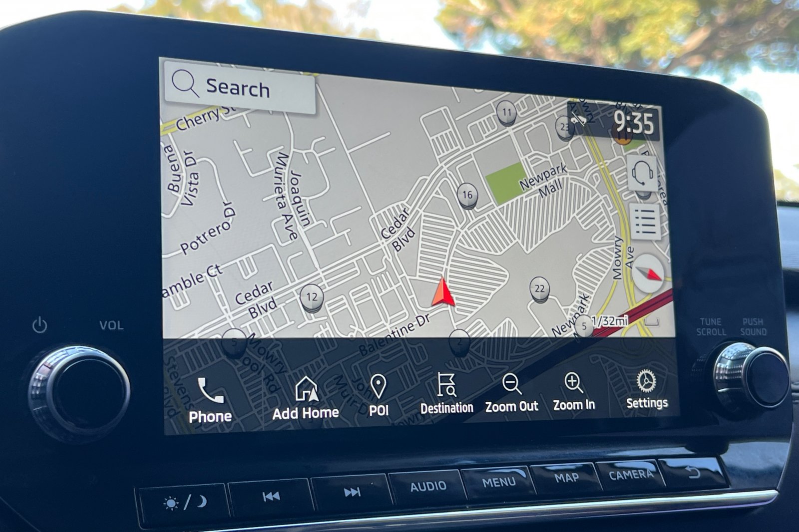 Used 2022  Mitsubishi SE image 18