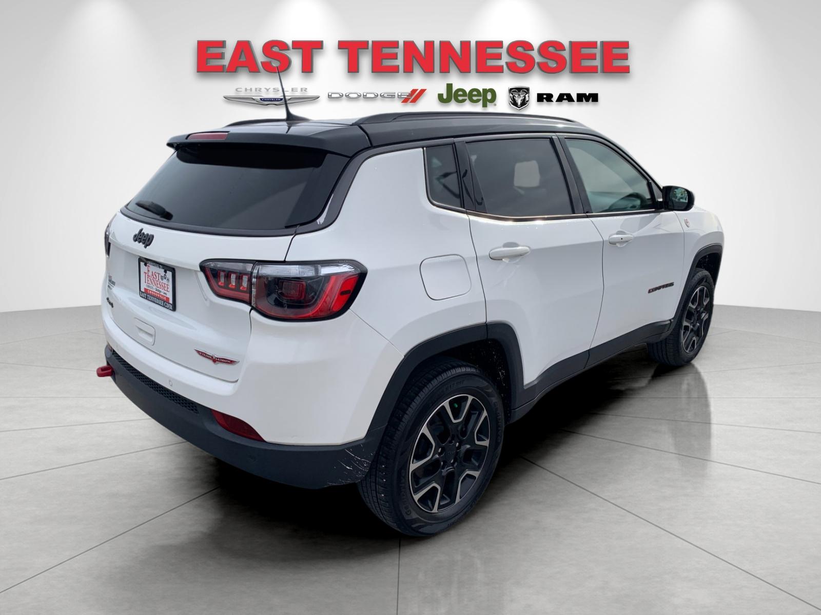 Used 2021 White Jeep Trailhawk image 3