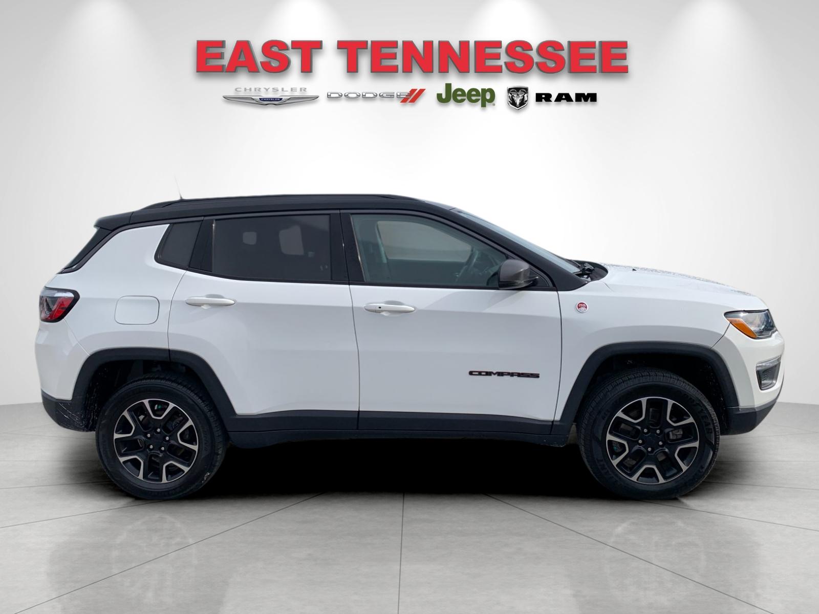 Used 2021 White Jeep Trailhawk image 2