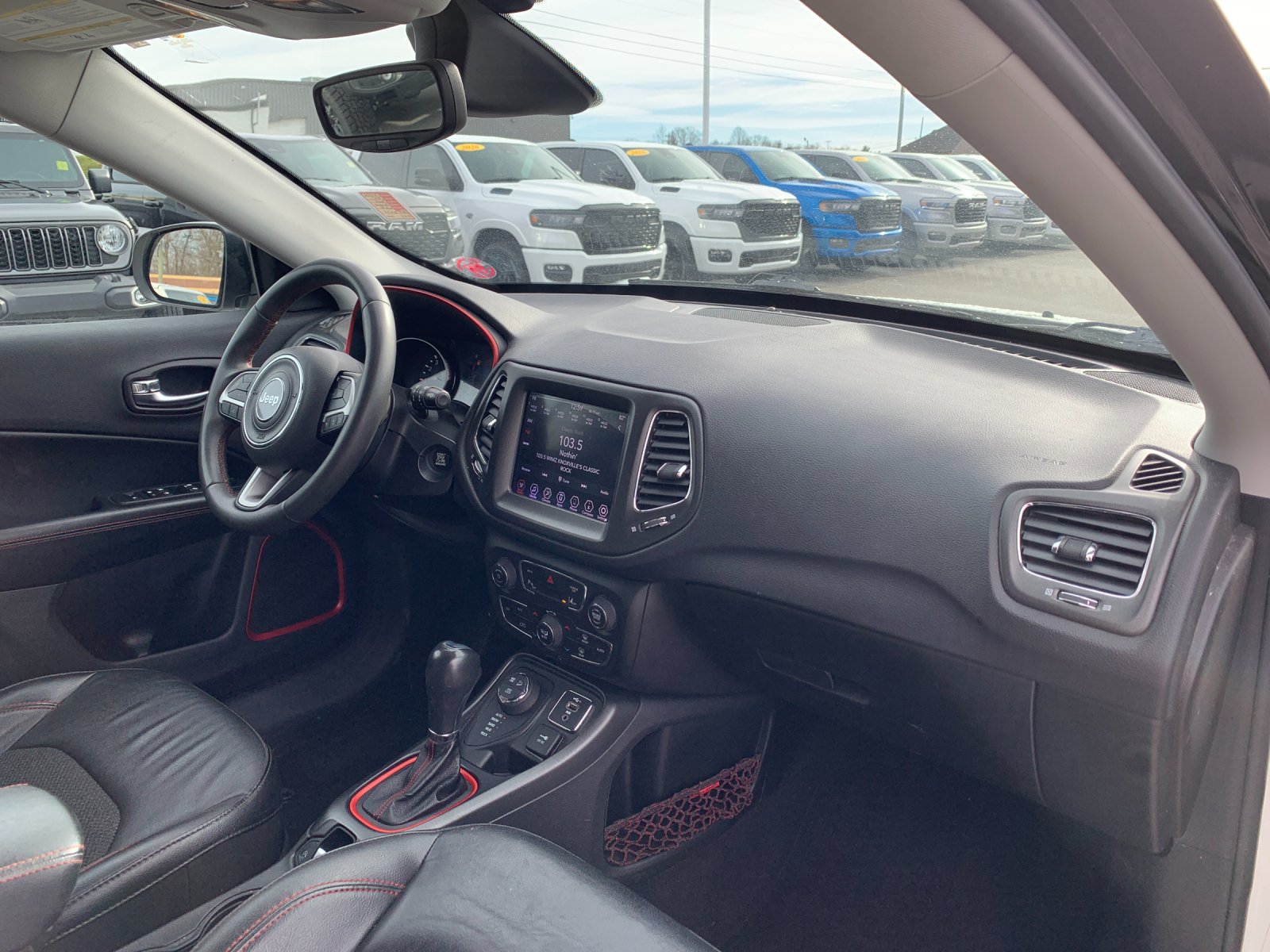 Used 2021 White Jeep Trailhawk image 18