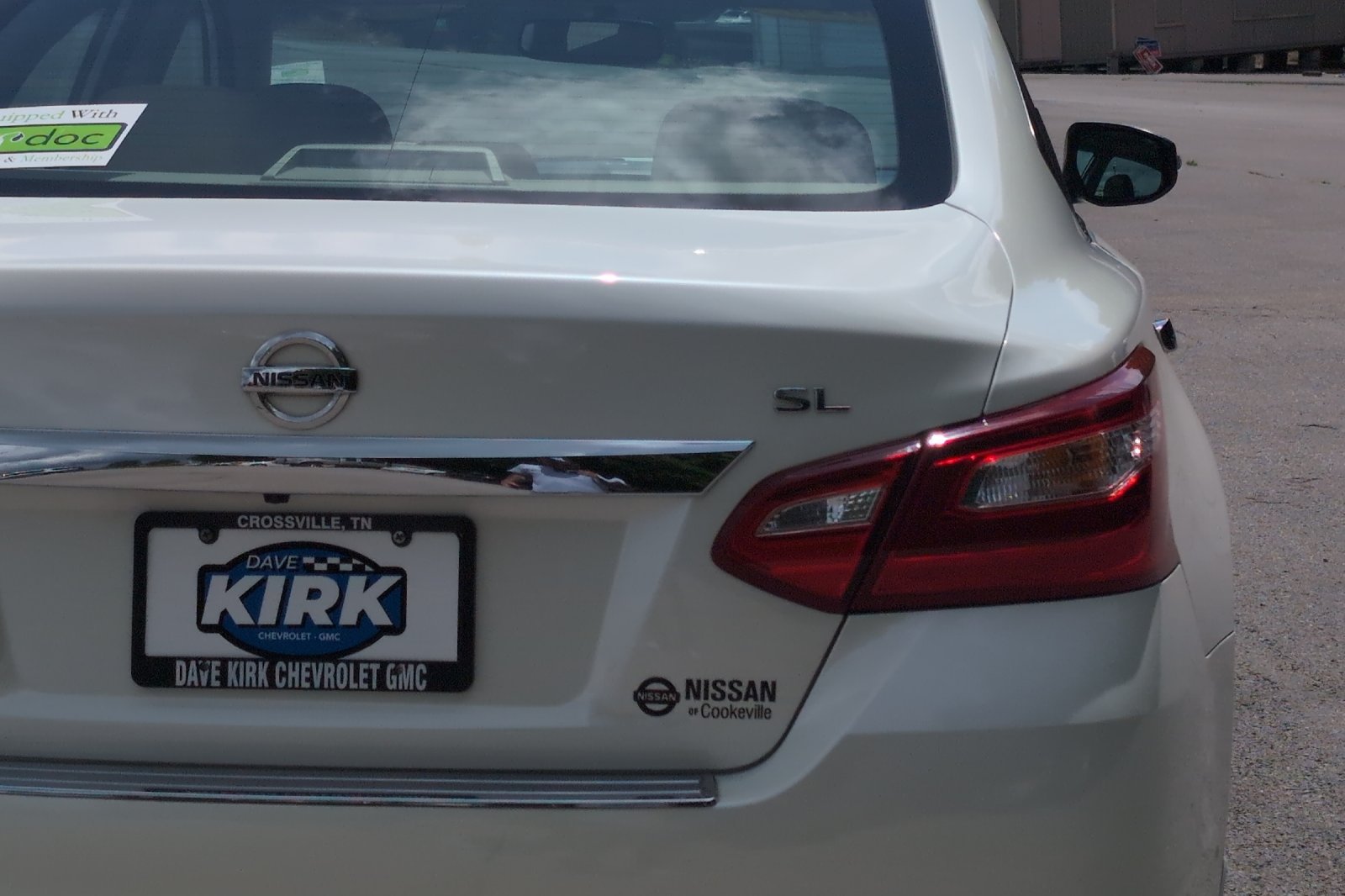 Used 2016 White Nissan 2.5 SL image 28