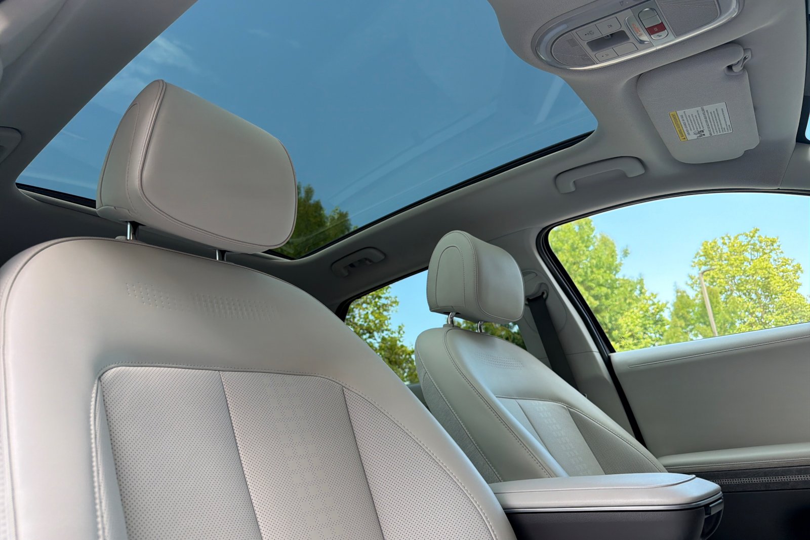 Certified Used 2023 Gray Hyundai Limited image 14