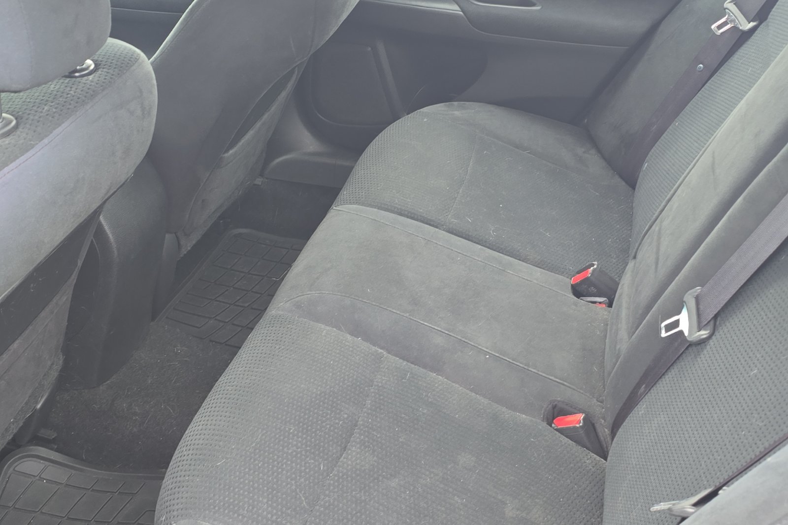 Used 2015 Silver Nissan 2.5 S image 8