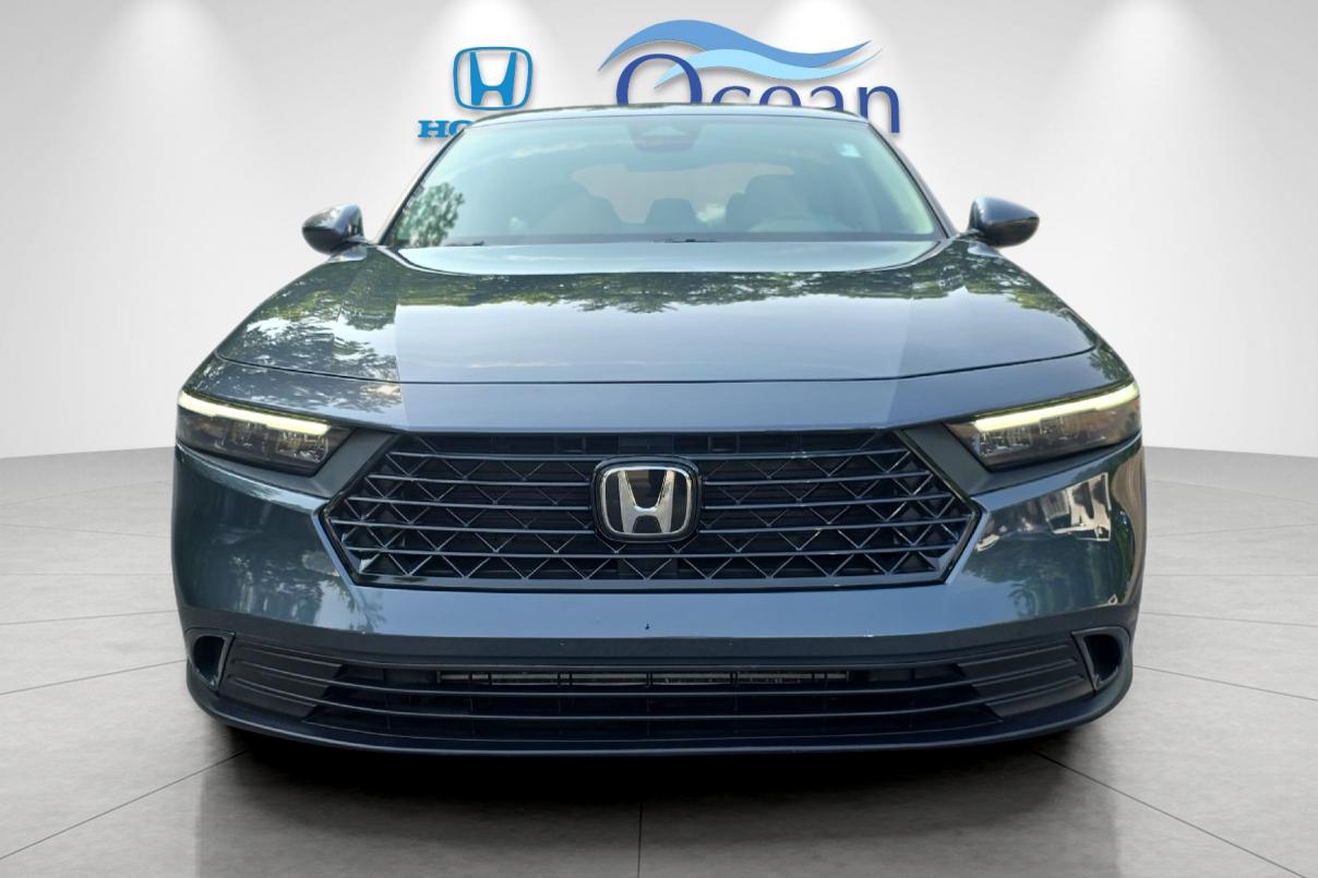 Used 2023 Meteorite Gray Metallic Honda EX image 8