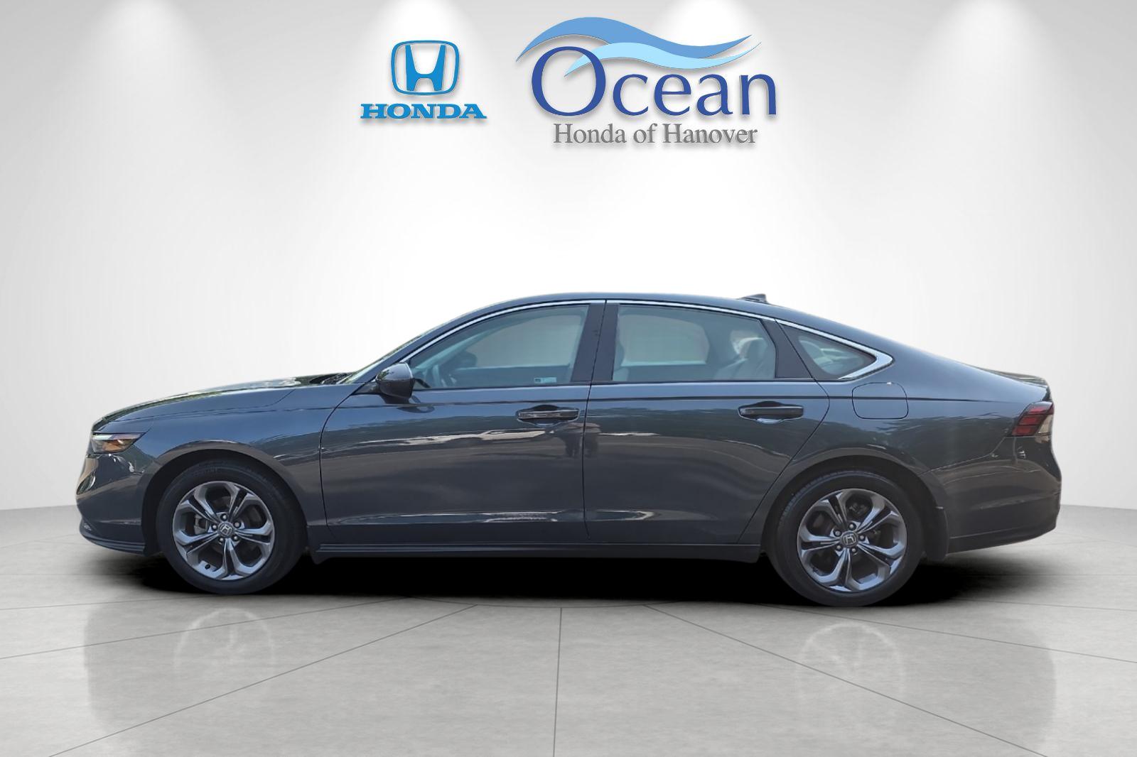 Used 2023 Meteorite Gray Metallic Honda EX image 6