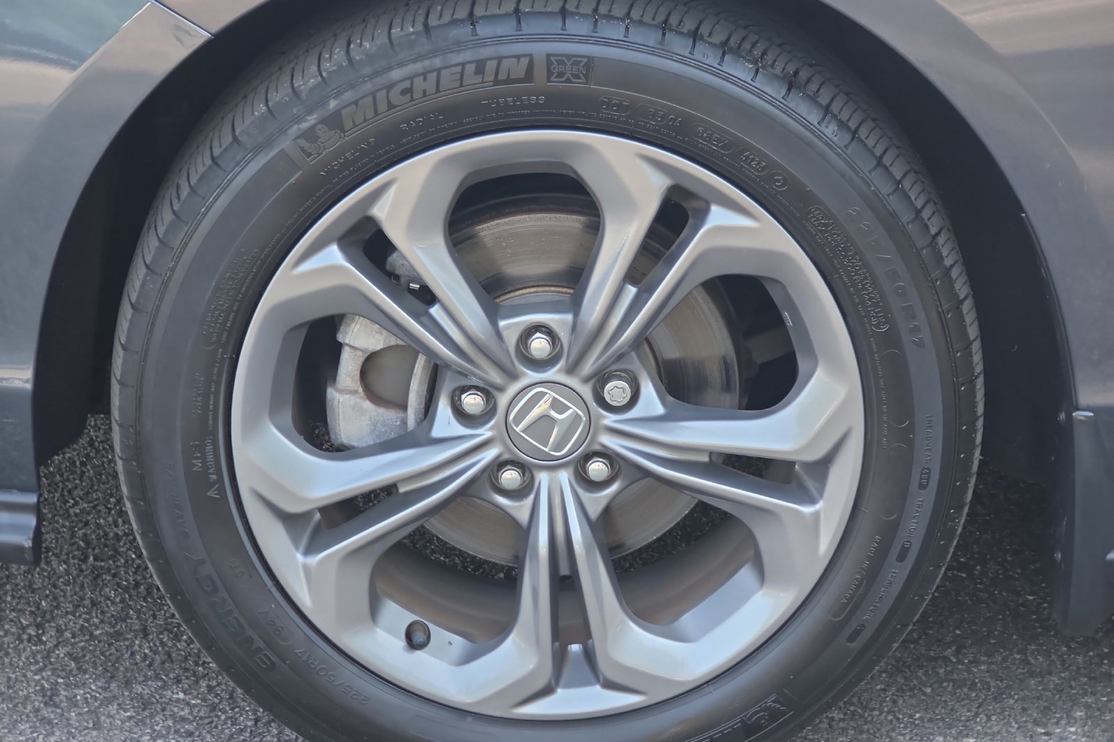 Used 2023 Meteorite Gray Metallic Honda EX image 24