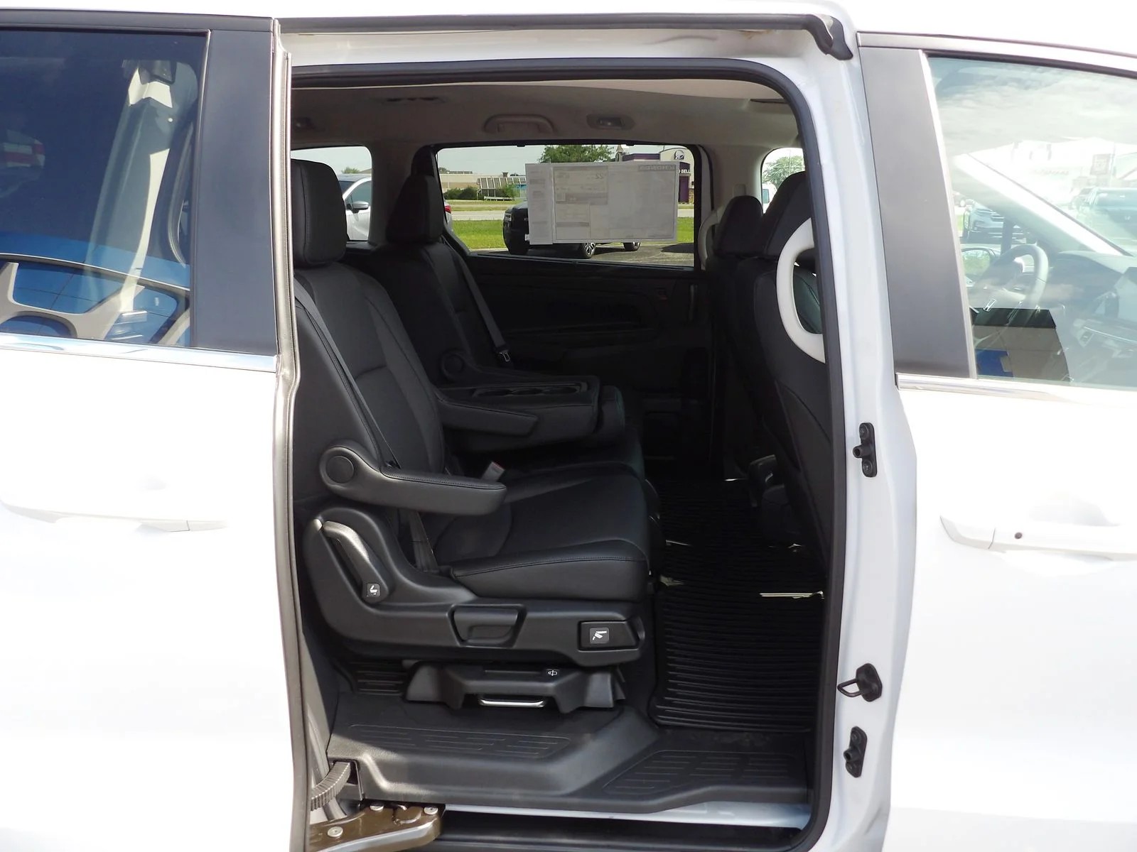 New 2026 Platinum White Honda EX-L image 43