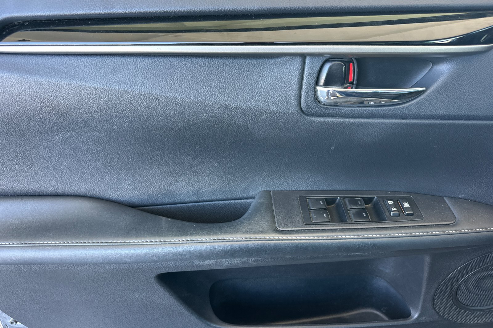Used 2014 Gray Lexus 350 image 12