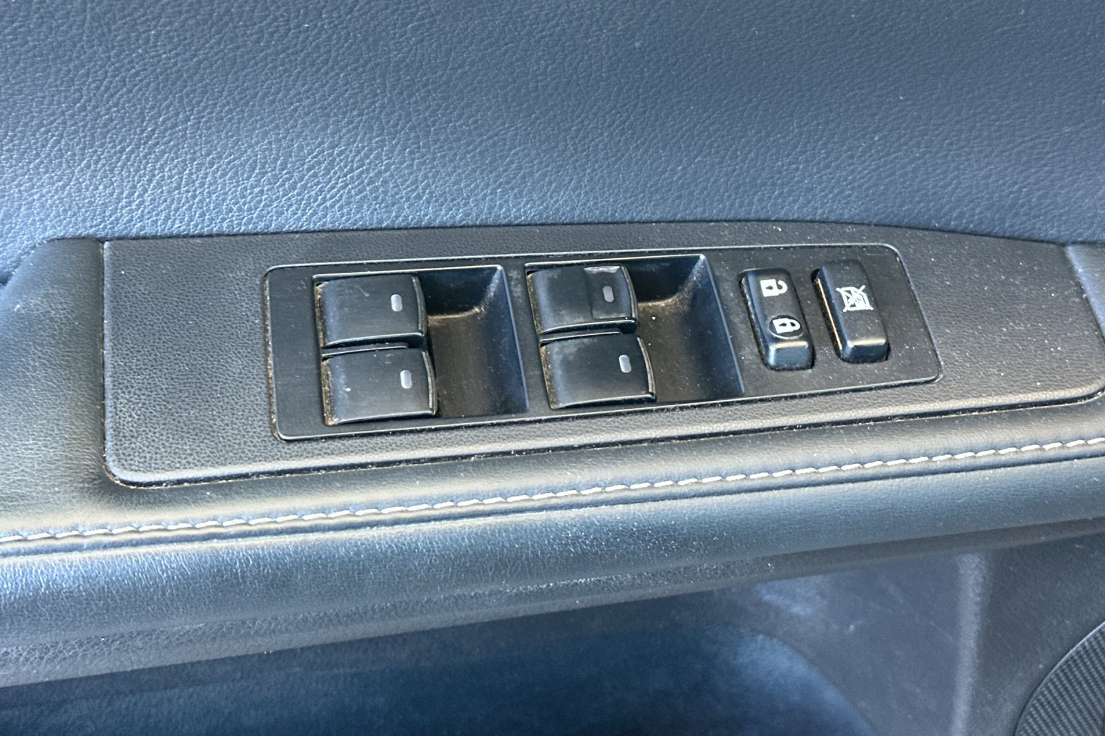 Used 2014 Gray Lexus 350 image 13