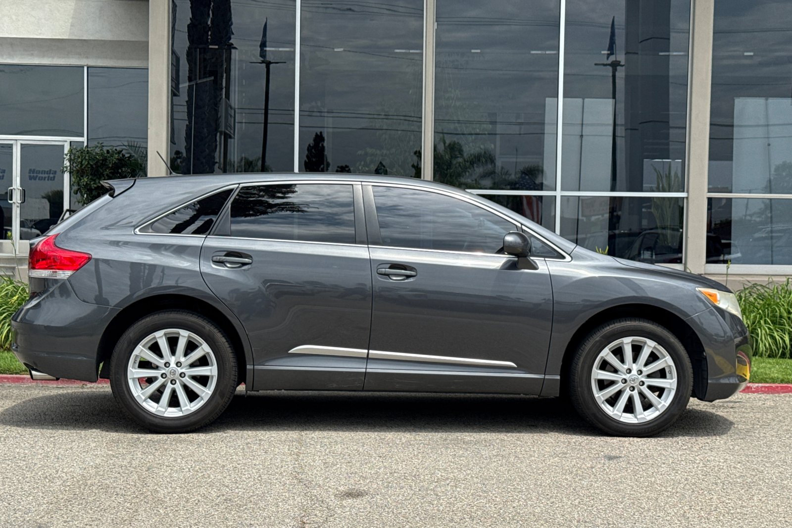 Used 2011 Magnetic Gray Metallic Toyota Base image 4