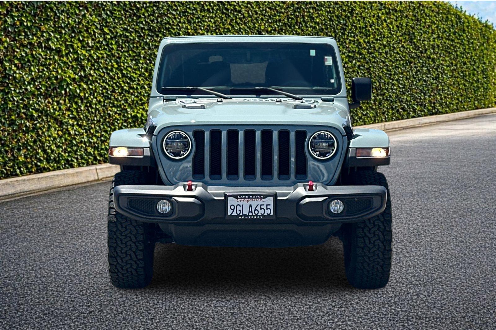 Used 2023  Jeep Rubicon image 9