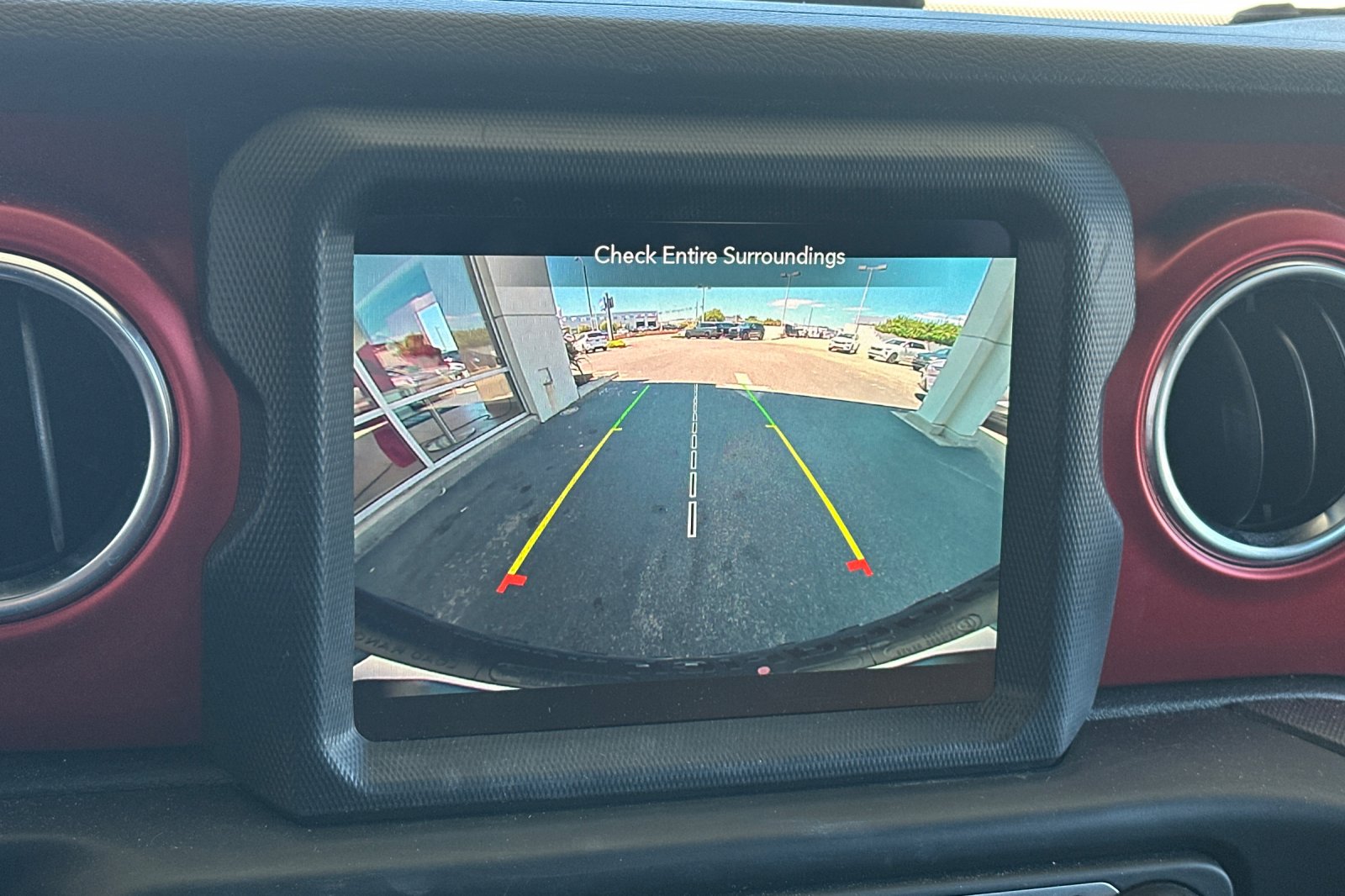 Used 2023  Jeep Rubicon image 20